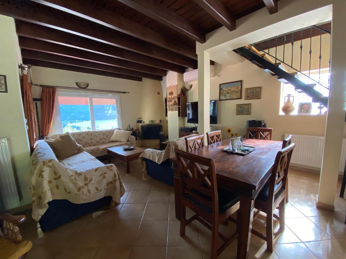 Manos' Traditional Maisonette Aigosthena Extérieur photo