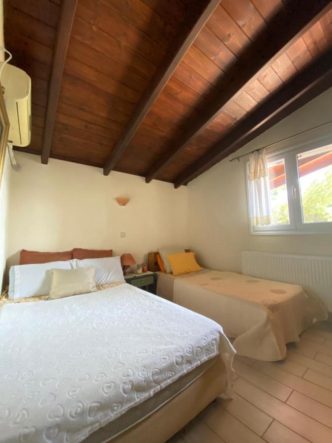 Manos' Traditional Maisonette Aigosthena Extérieur photo